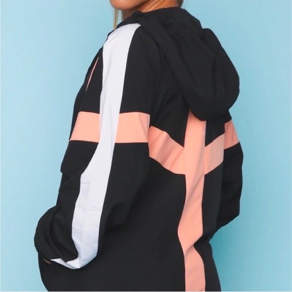 Sarah’s Day X WFA premium windbreaker black - Picture 3 of 8